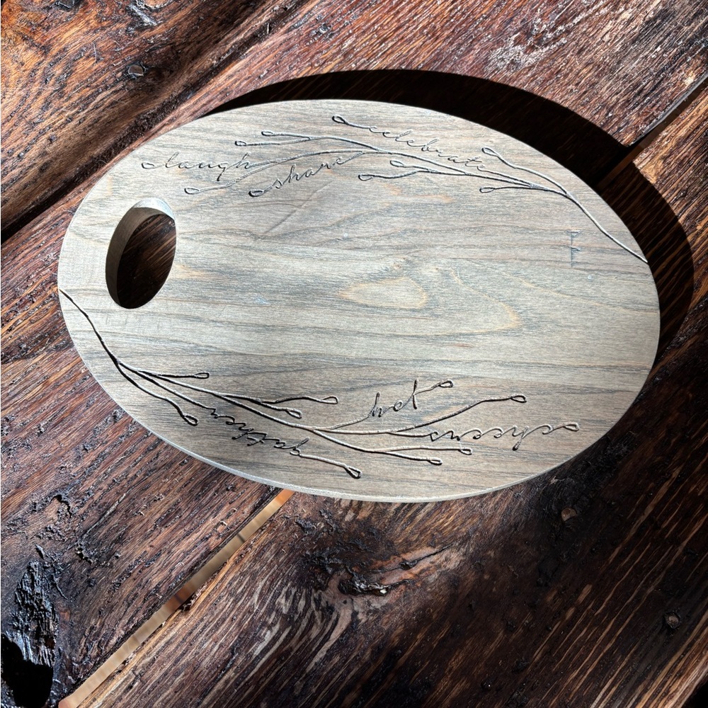 Pampered Chef Oval Cutting Board